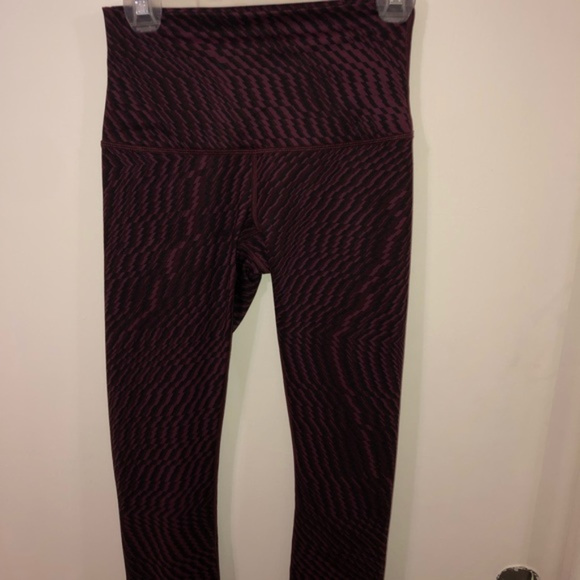 Lululemon Wunder Under high rise full length sz 6 - Picture 3 of 4